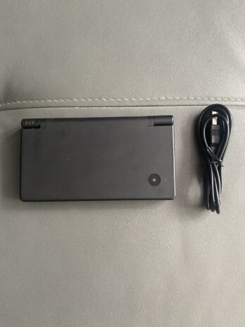 Máy chơi game DSi
