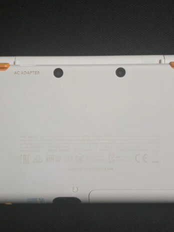 Máy chơi game New 2DS XL